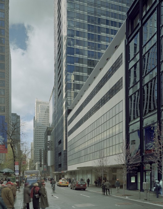 Sequence of facades on 53rd Street. Image © Timothy Hursley