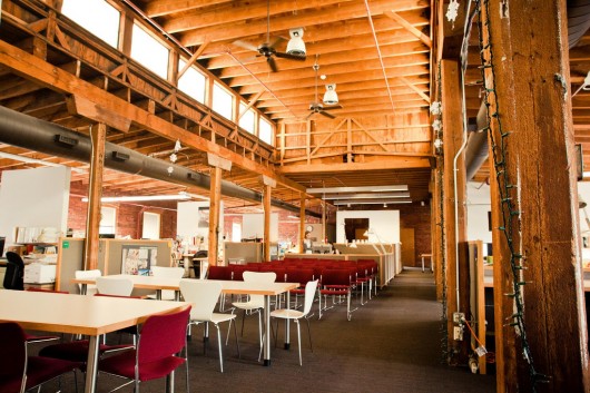 The interior of Sasaki Associates, based out of Watertown, MA. Image © Peter Alfred Hess, Flickr User Peter Alfred Hess