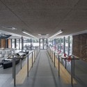 Terrace Restaurant at London Zoo / SHH Terrace Restaurant at London Zoo / SHH © Alastair Lever