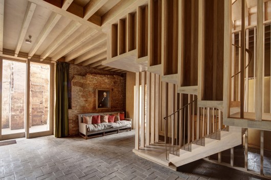 Astley Castle / Witherford Watson Mann. Image © Helene Binet, courtesy RIBA