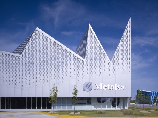 Courtesy of Brooks + Scarpa Architects