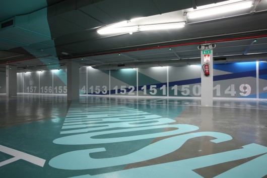 Car Park Plaza in Cajnovas, Spain. Image © Teresa Sapey Architecture