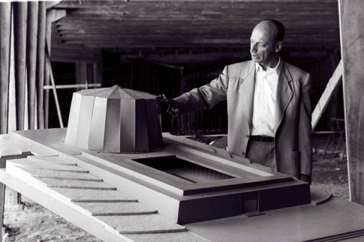 Model. Philip Johnson and Gideon Ziv, Sorek Nuclear Research Center, Israel, 1956-9 (from: Zvi Efrat, The Israeli Project: Building and Architecture 1948-1973)