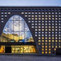 Helsinki University Main Library / Anttinen Oiva Architects Helsinki University Main Library / Anttinen Oiva Architects © Mika Huisman