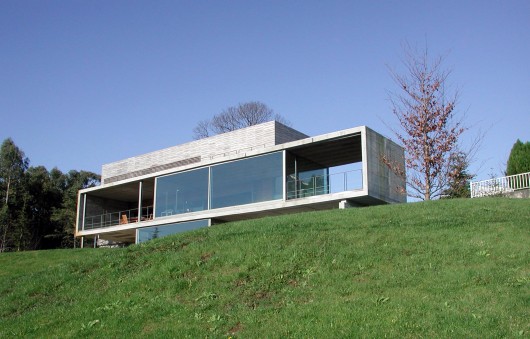Courtesy of Vier Arquitectos
