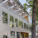 Zero Energy school / Mikou Design Studio Zero Energy school / Mikou Design Studio © Florian Kleinefenn