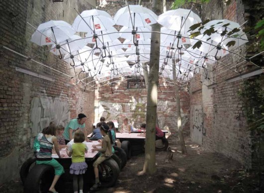 Sommerwerkstatt Wiesenburg; Students at TU Berlin, Donatella Fioretti, Marc Benjamin Drewes Simon Mahringer, Christoph Rokitta. Image Courtesy of Urban Living Awards