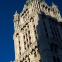 AD Classics: Woolworth Building / Cass Gilbert AD Classics: Woolworth Building / Cass Gilbert Blue and yellow accents. Image © Aaron Sylvan