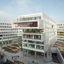 SFR Headquarters / Jean-Paul Viguier Architecture SFR Headquarters / Jean-Paul Viguier Architecture © Éric Sempé