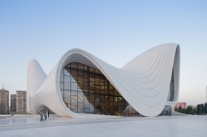 Heydar Aliyev Center / Zaha Hadid Architects. Image © Iwan Baan