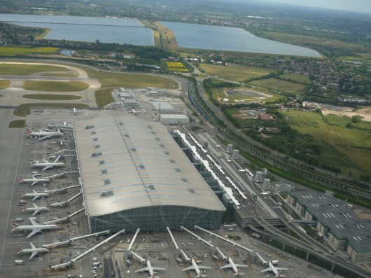 Richard Rogers' Terminal 5 at Heathrow. Image © Flickr CC User NewbieRunner