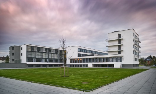 Dessau Bauhaus / Walter Gropius.