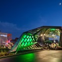 The Levitt Pavilion / WRT - Wallace Roberts & Todd The Levitt Pavilion / WRT - Wallace Roberts & Todd © Jeffrey Totaro