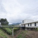 Depósito y Oficinas Roca Agro / Sergio Alberto Cabrera Arquitectos Depósito y Oficinas Roca Agro / Sergio Alberto Cabrera Arquitectos © Federico Cairoli