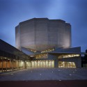 Kadare Cultural Centre / Chiaki Arai Urban and Architecture Design Kadare Cultural Centre / Chiaki Arai Urban and Architecture Design © Taisuke Ogawa