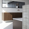 Open and Transparent to The City / Pitsou Kedem Architects Open and Transparent to The City / Pitsou Kedem Architects © Amit Geron