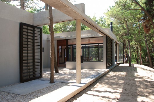 Courtesy of Unoencinco Arquitectos