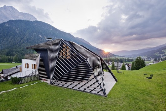 Paramount Alma / Plasma Studio. Image © Hertha Hurnaus