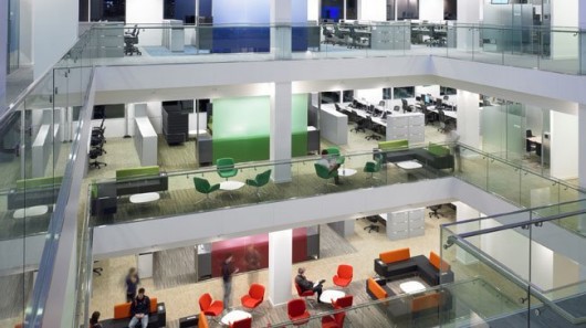 How much impact can the configuration of an office have? Microsoft, Thames Valley Park by Perkins+Will. Image Courtesy of David Churchill