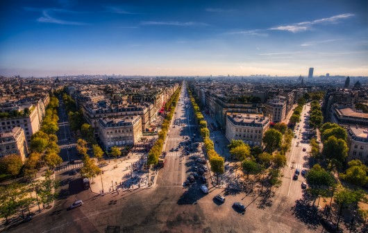 Champs Elysees - Paris, France. Image © Flickr User justininsd