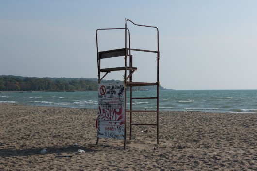 Toronto's life guard stands. Image Courtesy of RAW Design, Ferris + Associates and Curio