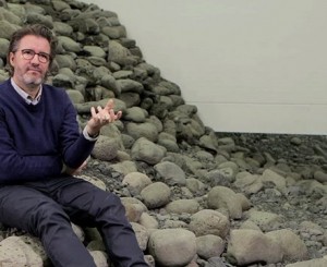 Video: Olafur Eliasson Discusses the Authorship of Reality in “Riverbed” Exhibition