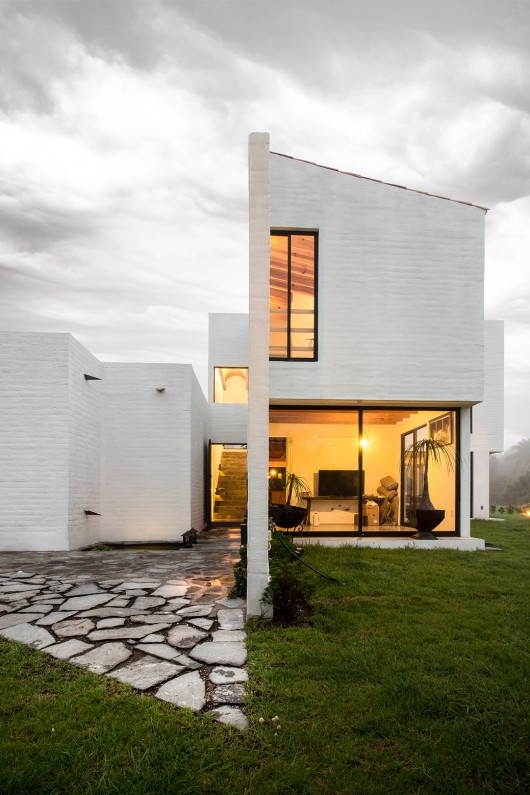 © Fabrica de Arquitectura (Miguel Valverde Hernández y Helmer Murayama Caro)
