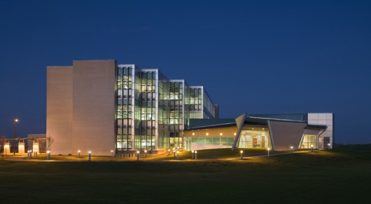 Harte Research Institute for Gulf of Mexico Studies - Texas A&M Corpus Christi. Image © Richter Architects