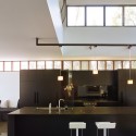 Mackay Terrace / Shaun Lockyer Architects Mackay Terrace / Shaun Lockyer Architects © Scott Burrows Photography