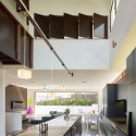 Mackay Terrace / Shaun Lockyer Architects Mackay Terrace / Shaun Lockyer Architects © Scott Burrows Photography