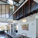 Mackay Terrace / Shaun Lockyer Architects Mackay Terrace / Shaun Lockyer Architects © Scott Burrows Photography