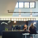 Mackay Terrace / Shaun Lockyer Architects Mackay Terrace / Shaun Lockyer Architects © Scott Burrows Photography