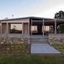 The Plinth House / Luke Stanley Architects © Hilary Bradford Photography