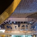 Rotterdam Central Station / Benthem Crouwel Architects + MVSA Architects + West 8 Rotterdam Central Station / Benthem Crouwel Architects + MVSA Architects + West 8 © Team CS