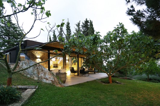 Courtesy of Dom Architecture