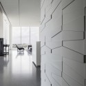 Layers of White / Pitsou Kedem Architects Layers of White / Pitsou Kedem Architects © Amit Geron