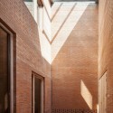 House 1014 / H Arquitectes House 1014 / H Arquitectes © Adrià Goula