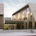 Mosfellsbær Preperatory High School / A2F arkitektar Mosfellsbær Preperatory High School / A2F arkitektar Courtesy of A2F arkitektar