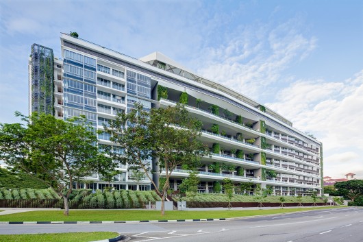 54bef989e58ece5637000154_jardin-dp-architects_street-view-of-jardin-along-dunearn-road-at-former-yeo-hiap-seng-factory-s-location-530x353.jpg