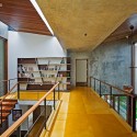 Bhuwalka House / Khosla Associates Bhuwalka House / Khosla Associates © Shamanth Patil J