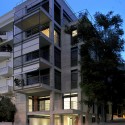 Apartment Building in Deinokratous Street, Athens / Giorgos Aggelis Apartment Building in Deinokratous Street, Athens / Giorgos Aggelis © H. Louizidis