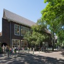 Nieuwe Park Rozenburgschool / KCAP Architects&Planners Nieuwe Park Rozenburgschool / KCAP Architects&Planners © Ossip van Duivenbode