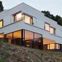 Villa / Petar Miskovic + Vanja Rister Villa / Petar Miskovic + Vanja Rister © Robert Les