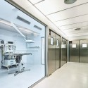 Veterinary Hospital Canis Mallorca / Estudi E. Torres Pujol Veterinary Hospital Canis Mallorca / Estudi E. Torres Pujol © Jose Hevia