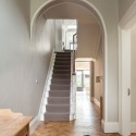 Scale of PLY / NOJI Architects Scale of PLY / NOJI Architects © Alice Clancy