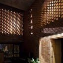 Termitary House / Tropical Space Termitary House / Tropical Space © Hiroyuki Oki