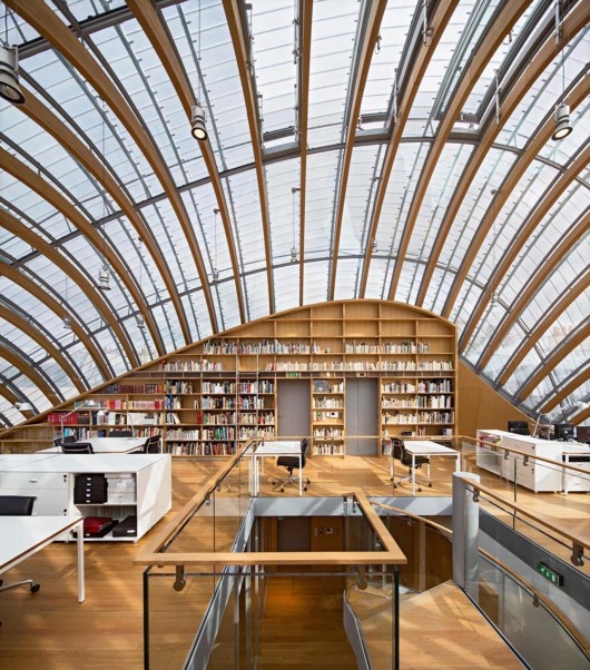 Pathé Foundation / Renzo Piano Building Workshop. Image © Michel Denancé