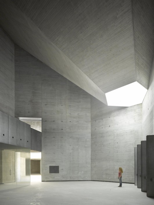 Contemporary Arts Center Córdoba / Nieto Sobejano Arquitectos. Image © Roland Halbe