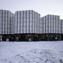 Wolfsburg Cultural Center. Image Courtesy of www.worldarchitecturemap.com