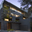 The Barrancas House / EZEQUIELFARCA arquitectura y diseño The Barrancas House / EZEQUIELFARCA arquitectura y diseño © Jaime Navarro